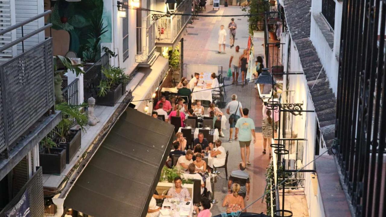 Centro de Marbella Calle Tetuán Esterno foto